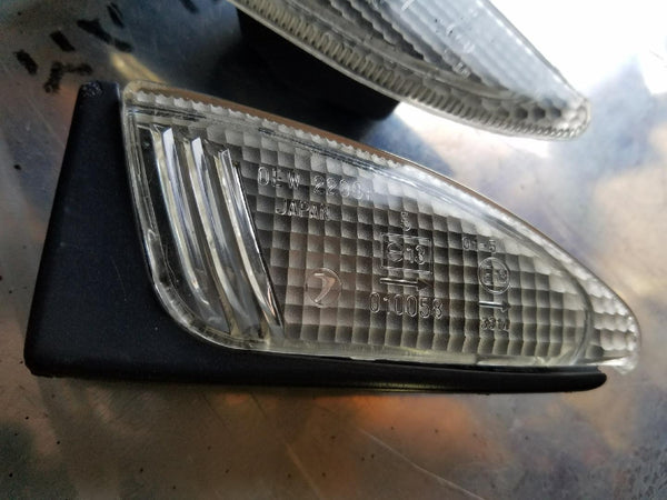 1995-1999 Subaru Legacy Clear Fender Lights